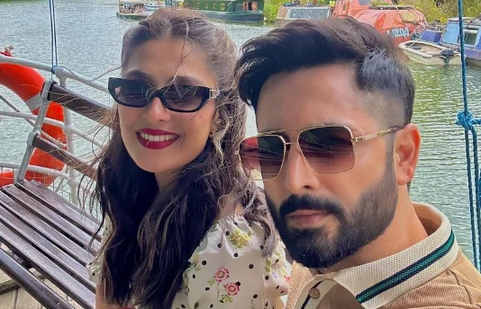 Ayeza Khan and Danish Taimoor celebrate a decade of love in UK