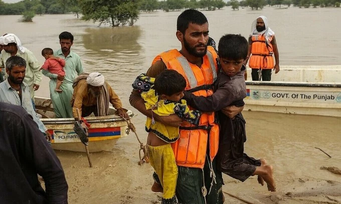 Countrywide torrential rains, flood claim life of four people, PDMA issues alert