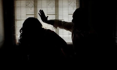 Two arrested for torturing child maid in Sundar area of Lahore