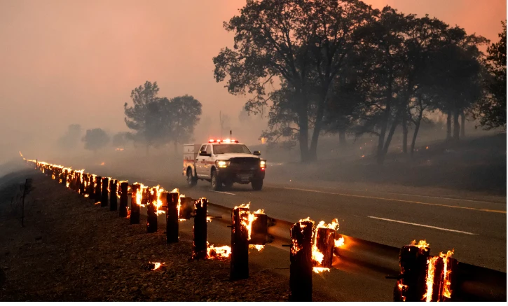 Wind, temperatures pick up as fire scorches northern California