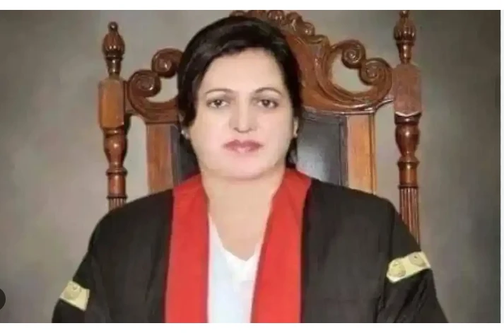 Appointment of Justice Aliya Neelum as LHC CJ challenged in Supreme Court