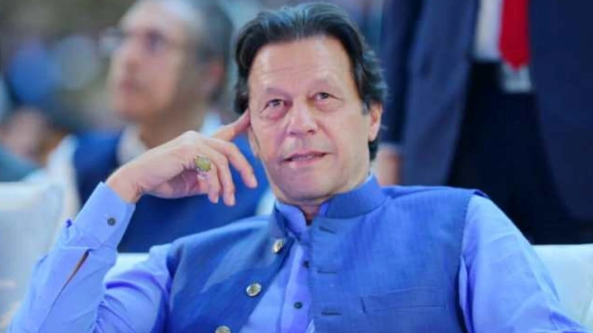 Imran Khan urges Chief Justice to take notice of new ‘illegal’ legislation on reserved seats