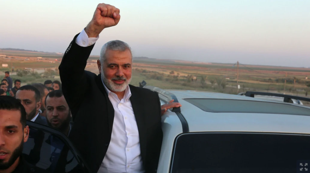 Plane carrying martyred Ismail Haniyeh arrives in Qatar