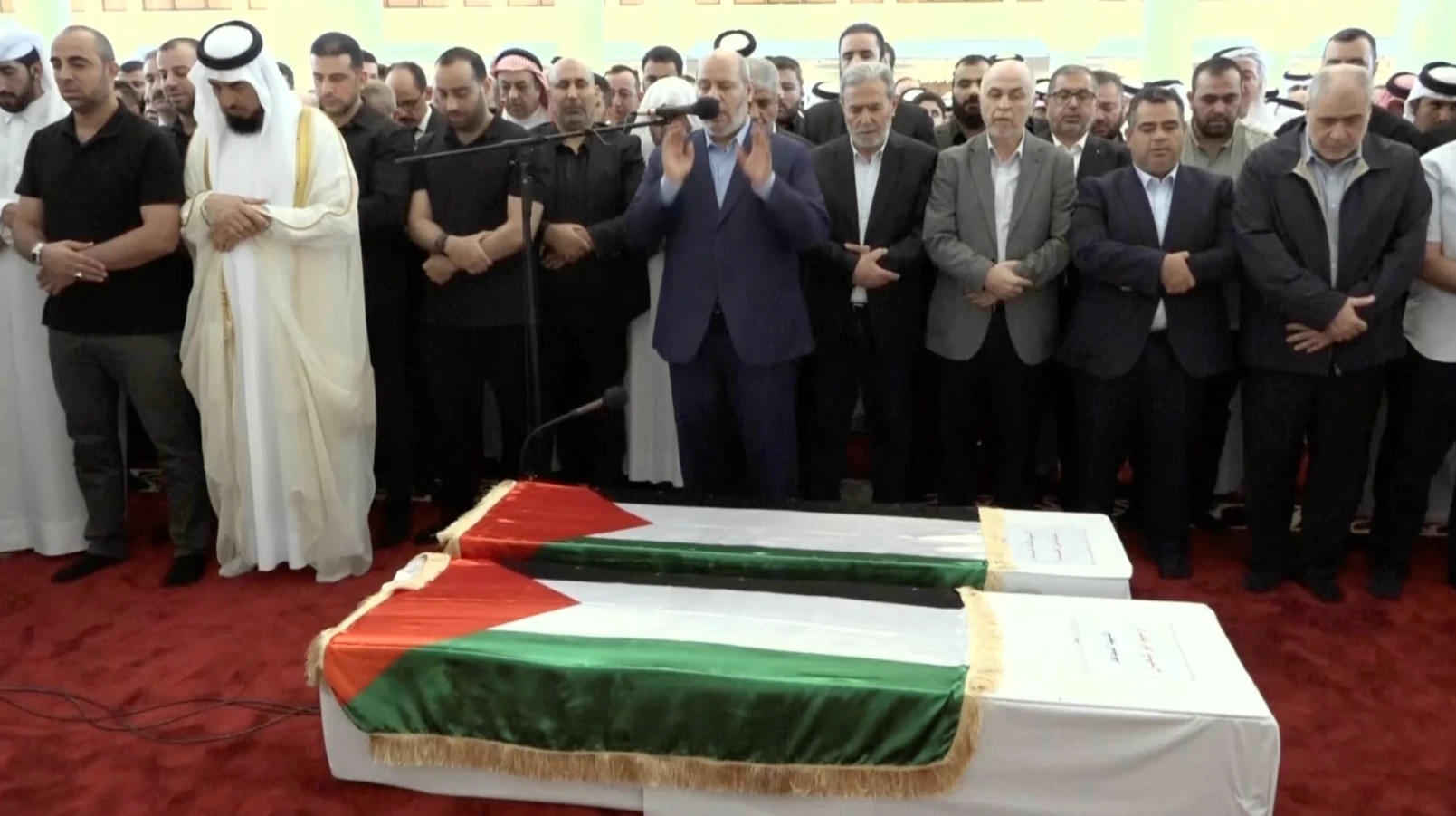 Thousands bid farewell to martyr Hamas chief Haniyeh in Qatar