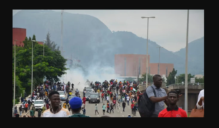 Nigerian Police report arresting hundreds during recent protests