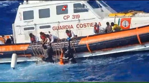 Two migrants dead after rescue at sea: Italian coastguard