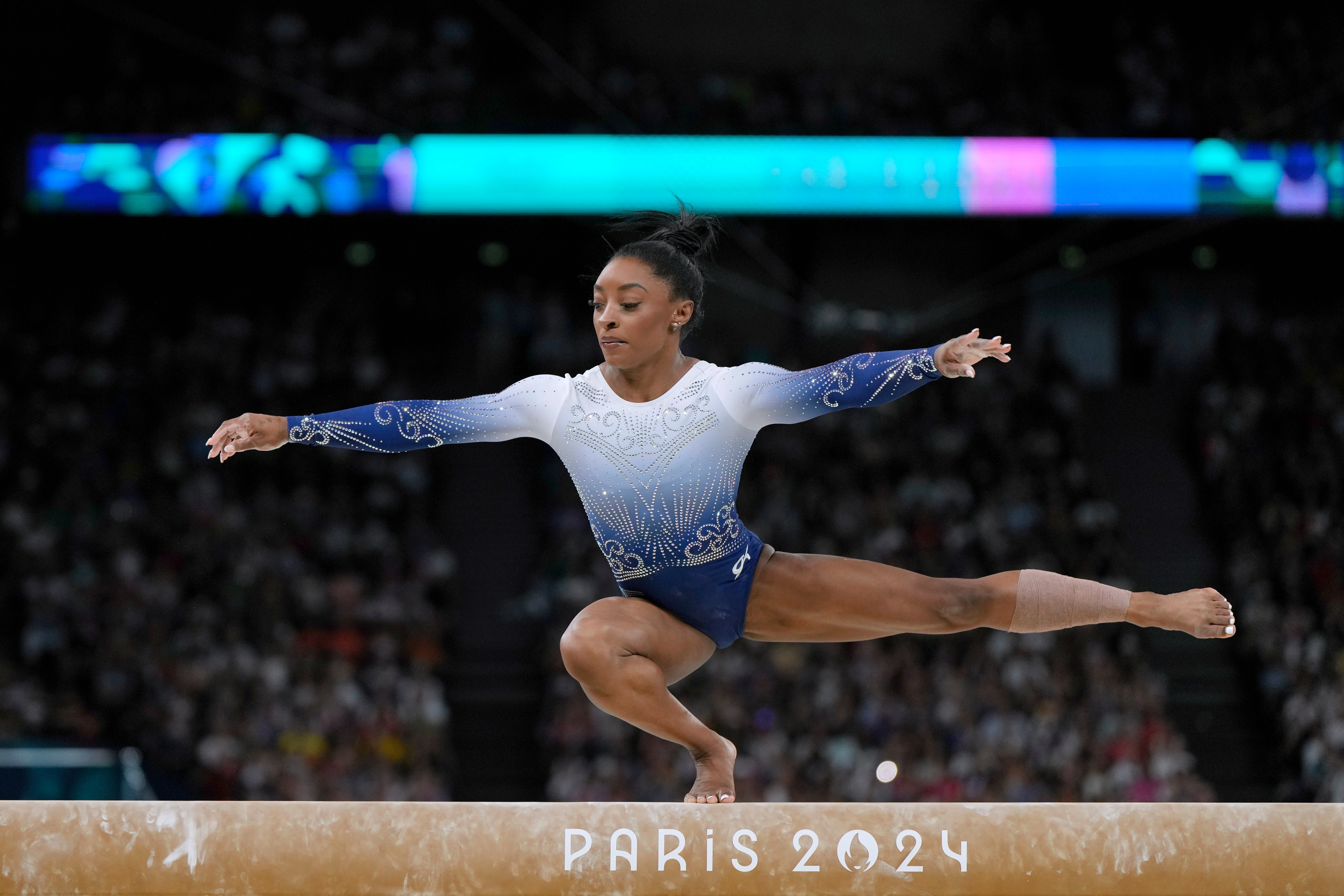 D’Amato claims victory in balance beam final, biles falters in ‘strange, awkward’ performance