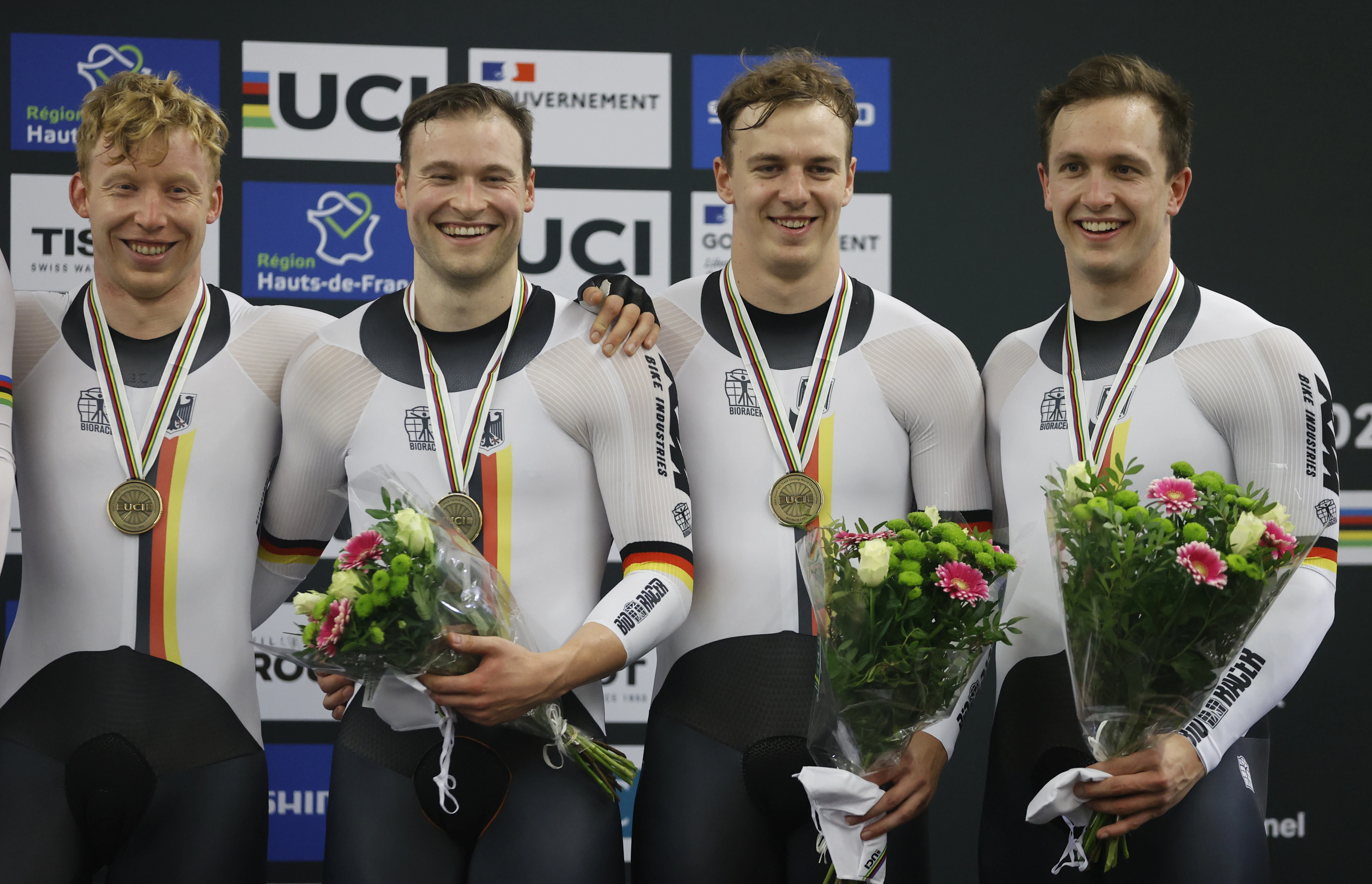 Netherland smashes men's team sprint world record