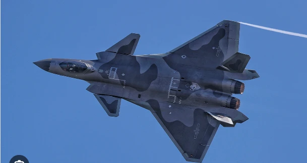 US F-22 stealth warplanes arrive in Middle East ahead of Iranian counterattack on Israel