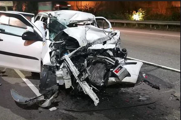 Car accident on motorway M5 near Shujaabad Interchange: 2 dead, 5 injured