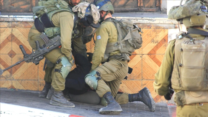 Israeli forces kill Palestinian youth in West Bank