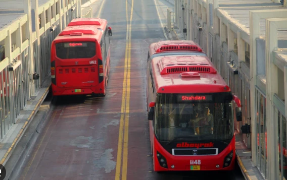 Metro Bus Services restored in Lahore after employees end strike on govt's assurance