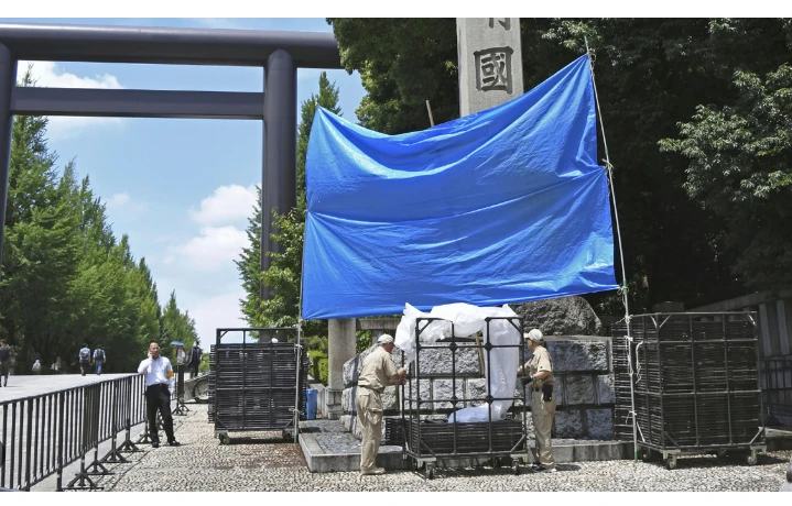 Japan war shrine vandalised again with graffiti