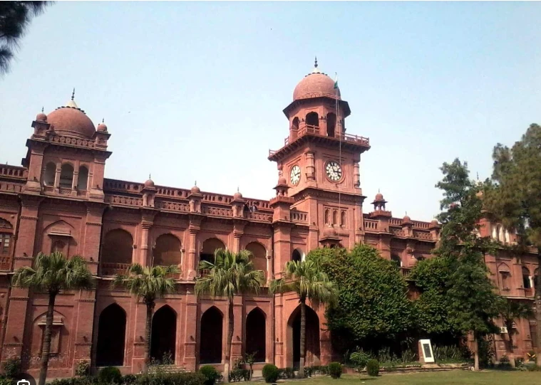 Punjab University students not to get their degrees free anymore