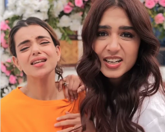 Srha Asghar and Mansha Pasha’s funny reel goes viral