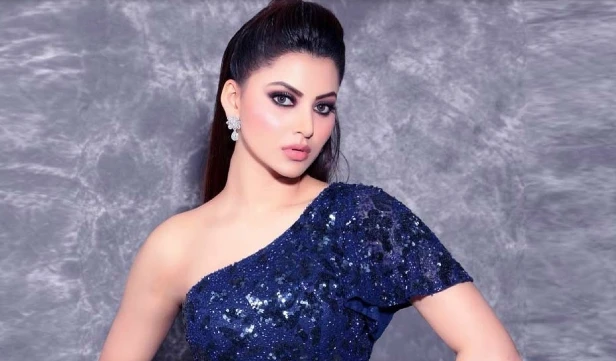 Jaw-dropping! Urvashi Rautela rushes to hospital just for a ‘MINOR’ reason