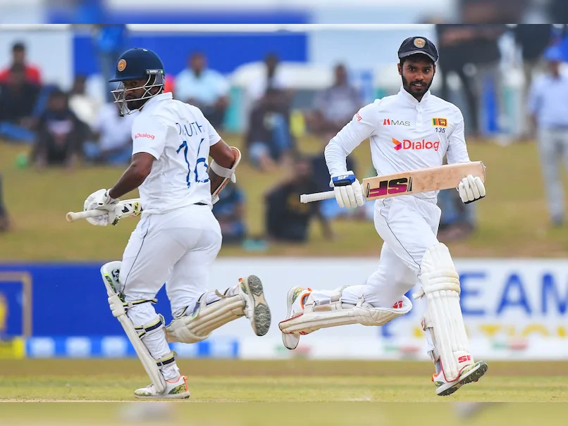 Sri Lanka bat against England in first Test