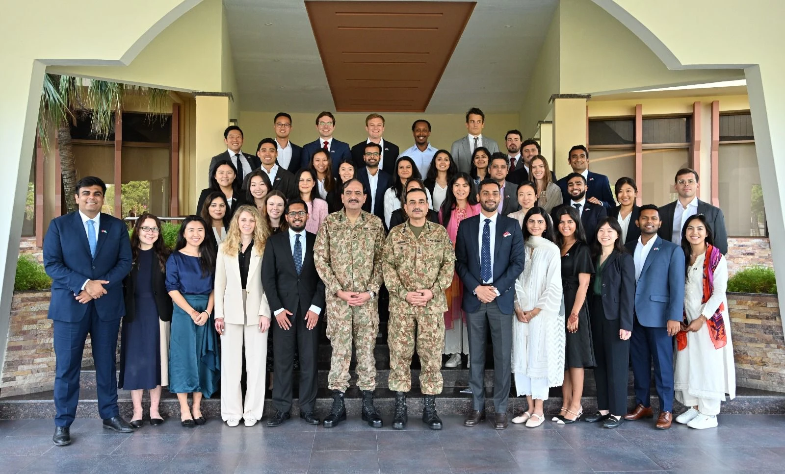 Harvard Business School students meet COAS Gen Asim Munir