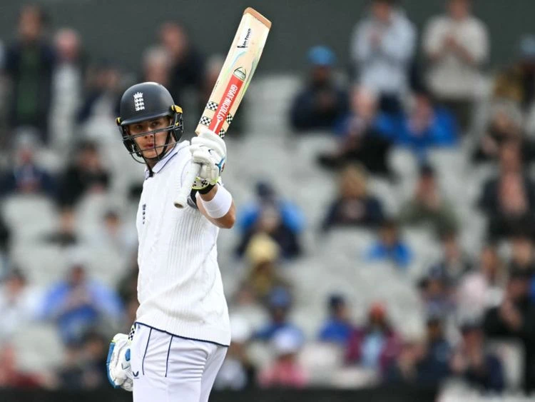 Jamie Smith’s fifty took England into a narrow first-innings lead against Sri Lanka