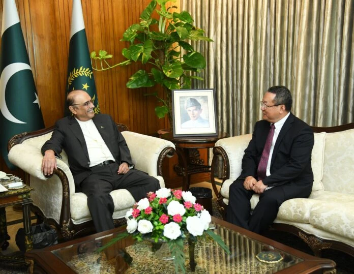 President Zardari lauds ADB’s role in socio-economic uplift of Pakistan