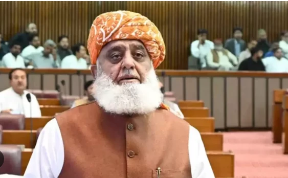 Fazl vows to counter conspiracies against Khatm-e-Nabuwat