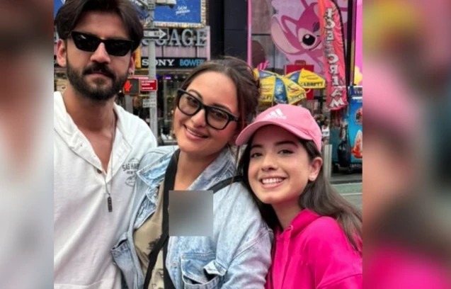 Arisha Razi Khan's delightful interaction with Sonakshi Sinha and Zaheer Iqbal in Canada