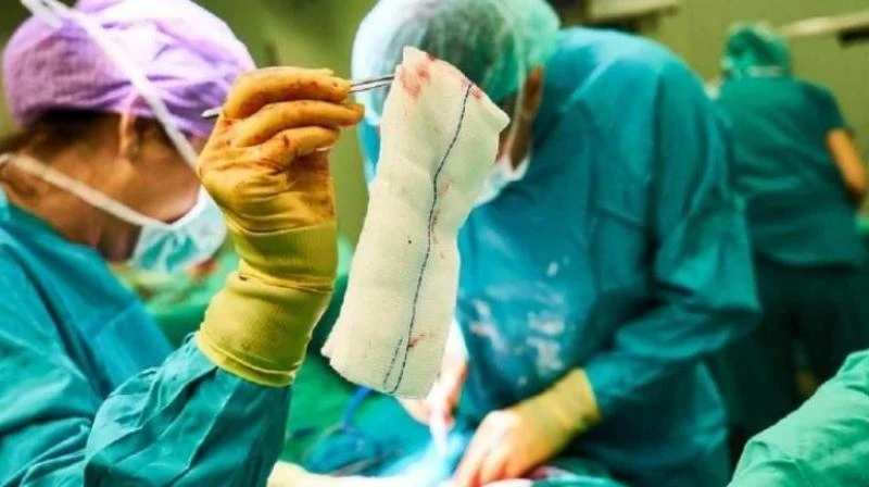 Doctor leaves towel inside woman after emergency cesarean in Jahanian