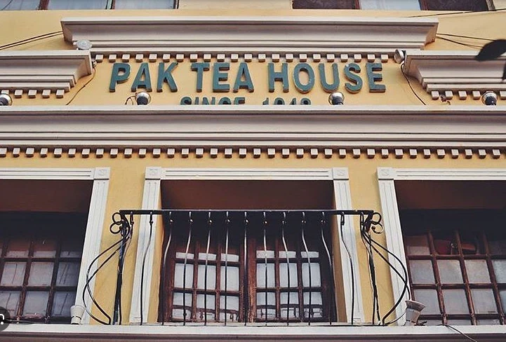 Pak Tea House hosts session on The Dark Comedy