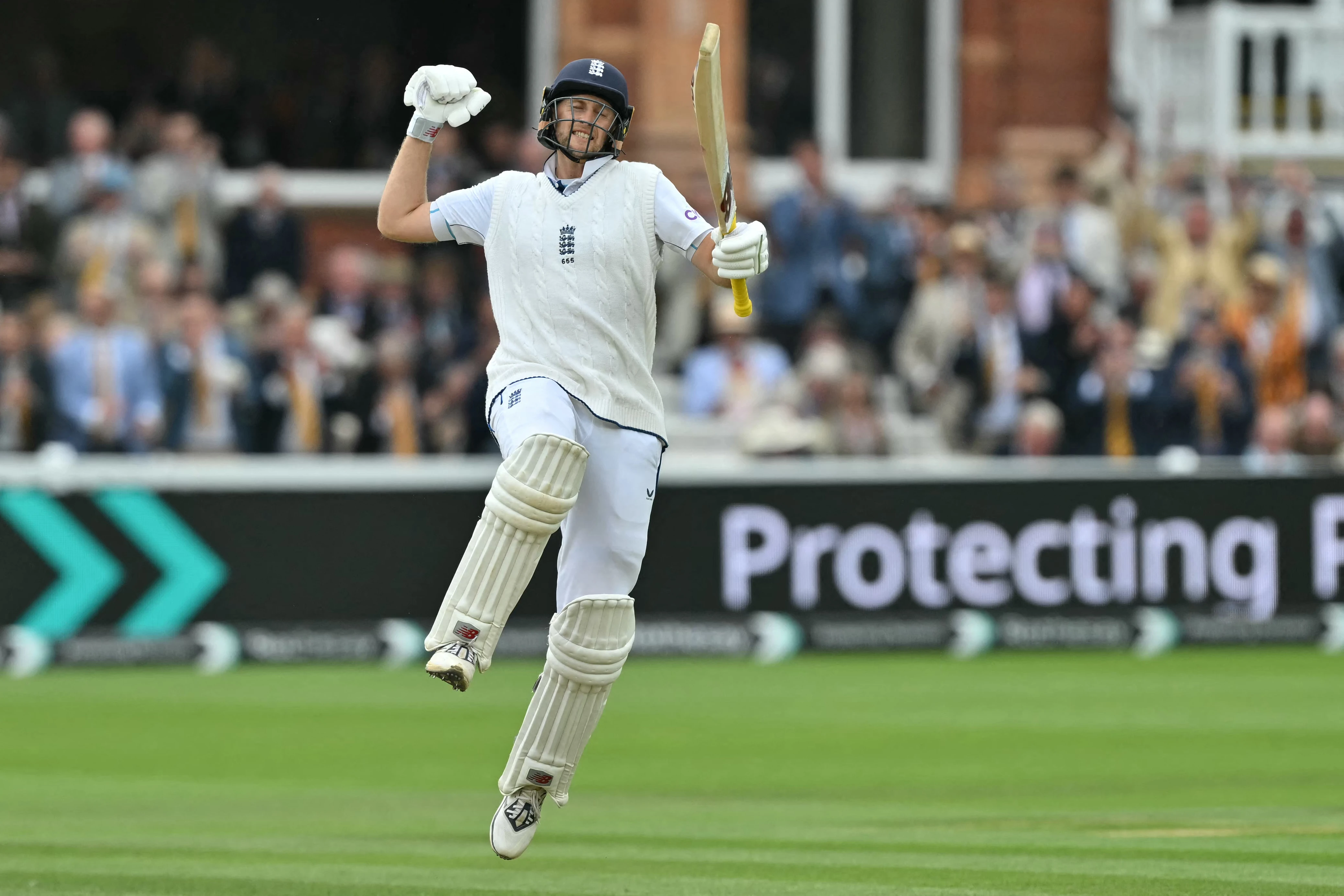 Record-breaker Root leaves Sri Lanka with huge task in second Test