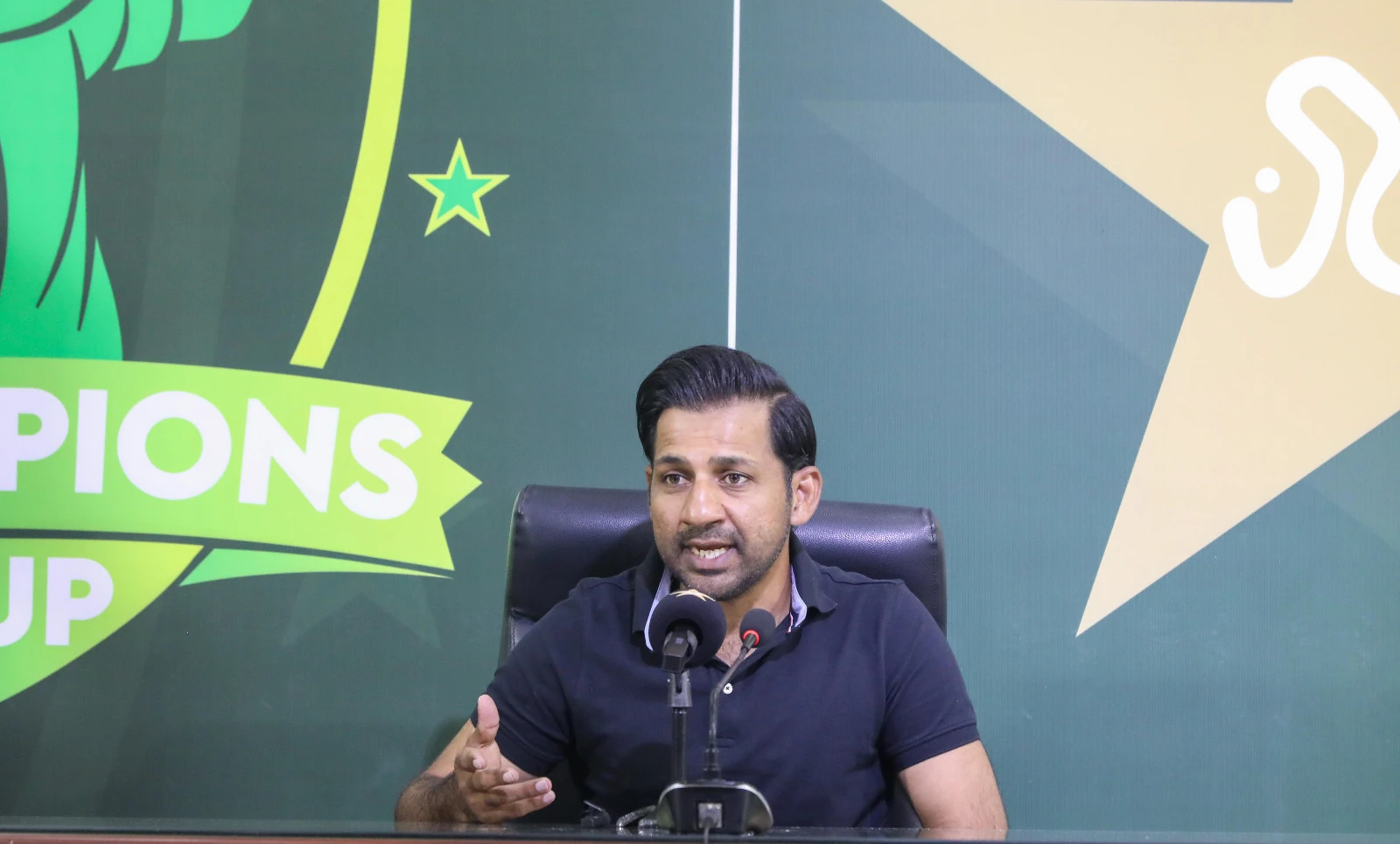 Dolphins get Sarfaraz Ahmed as mentor