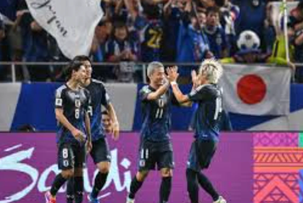 Japan hammer China, Australia stunned in World Cup qualifiers