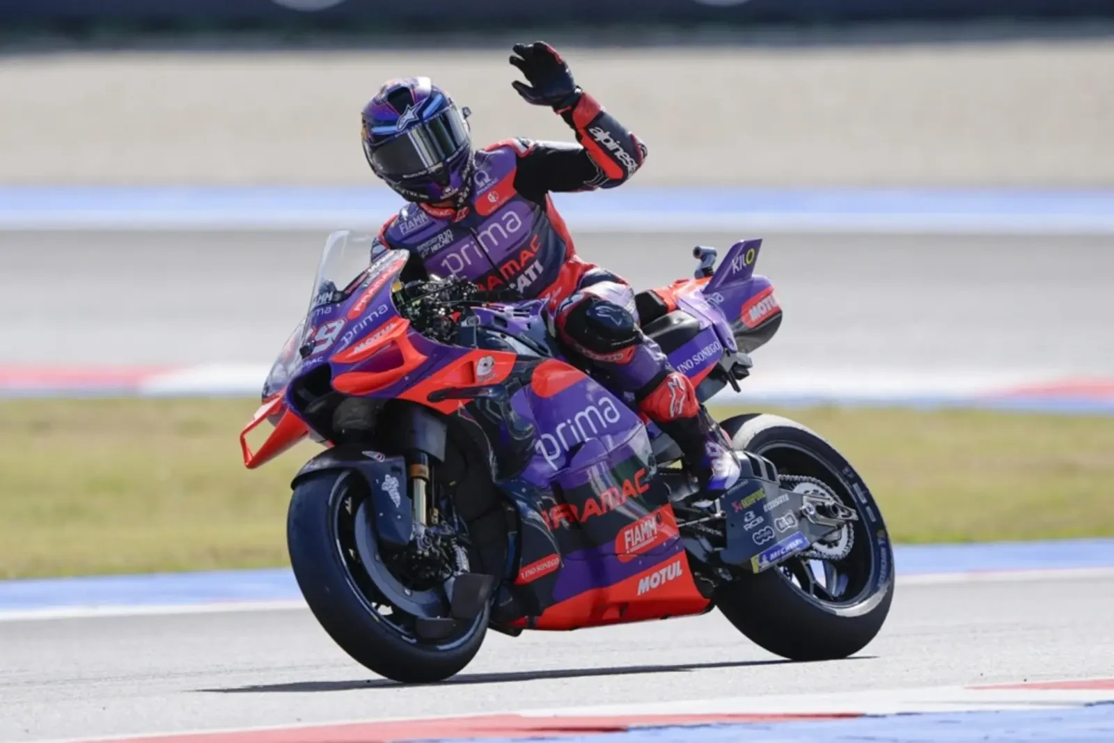 Martin storms to victory in San Marino Sprint, Extends MotoGP title bid