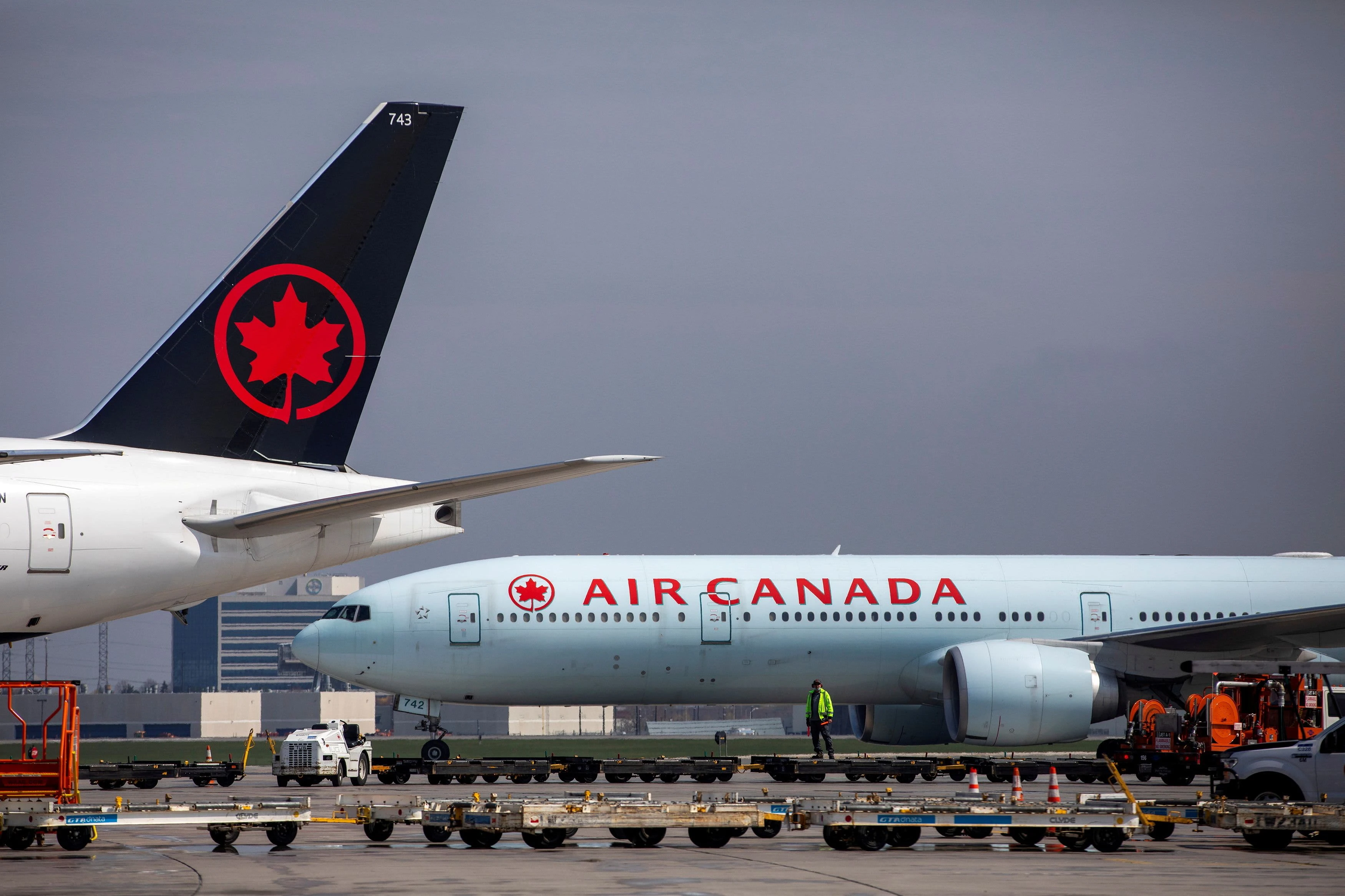 Air Canada prepares for shutdown amid stalled pilot union negotiations