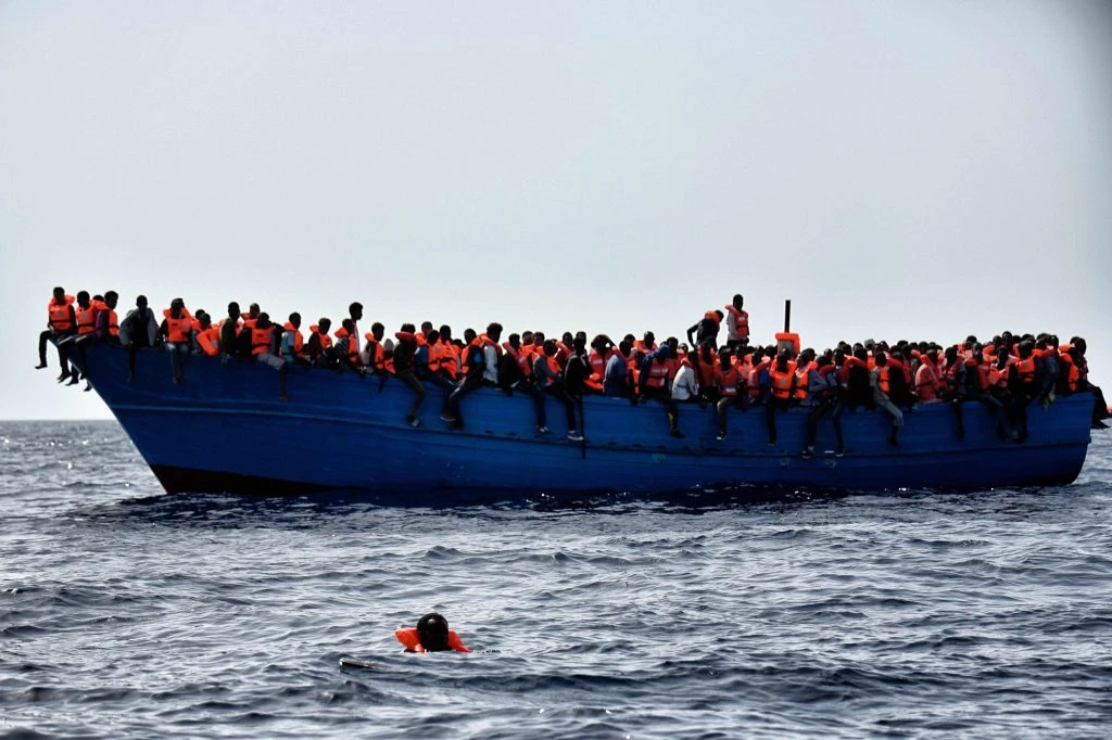 At least 9 migrants lose their lives in incident off Senegal’s coast