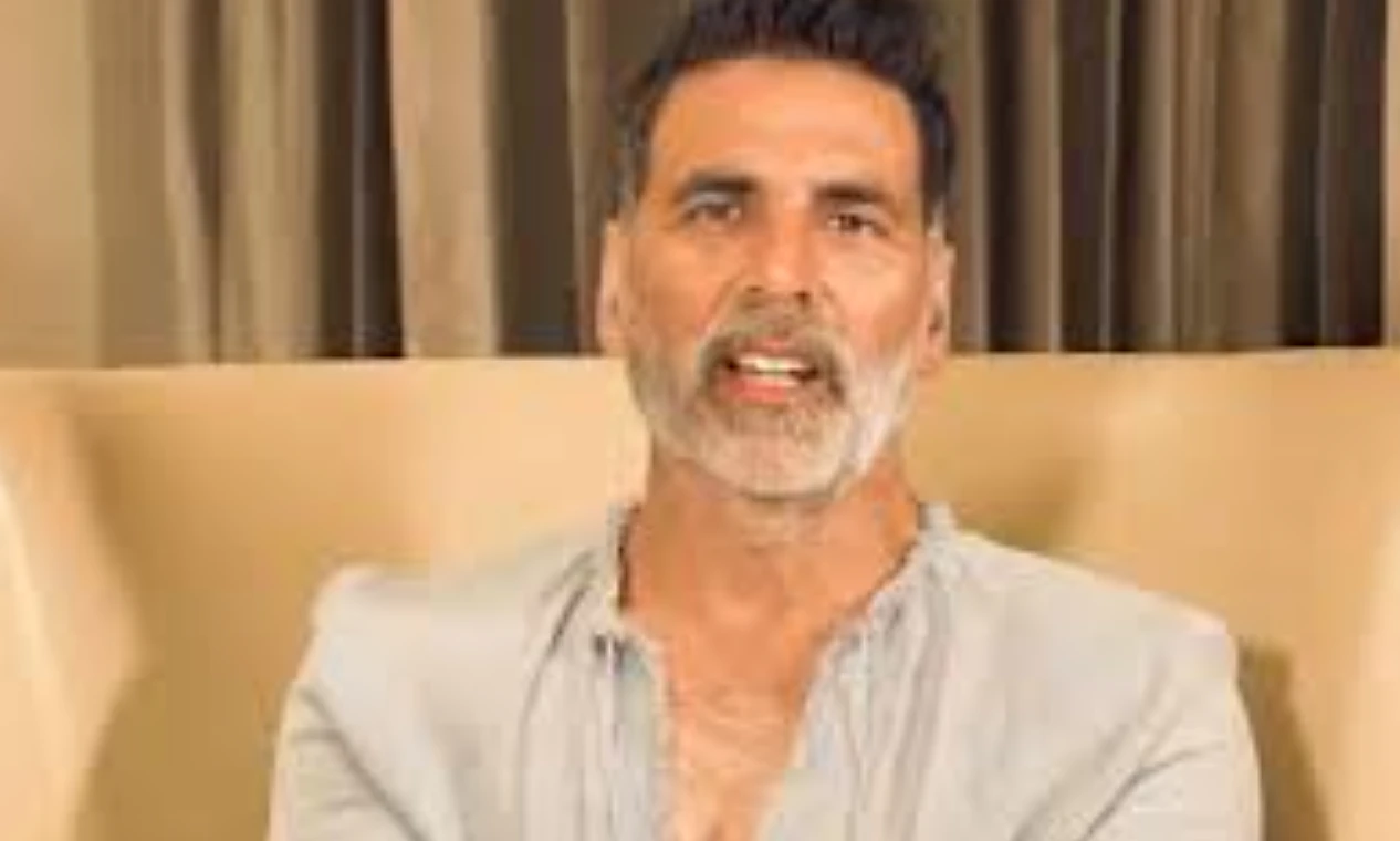 'Standing firm' Akshay breaks into tears over film failures