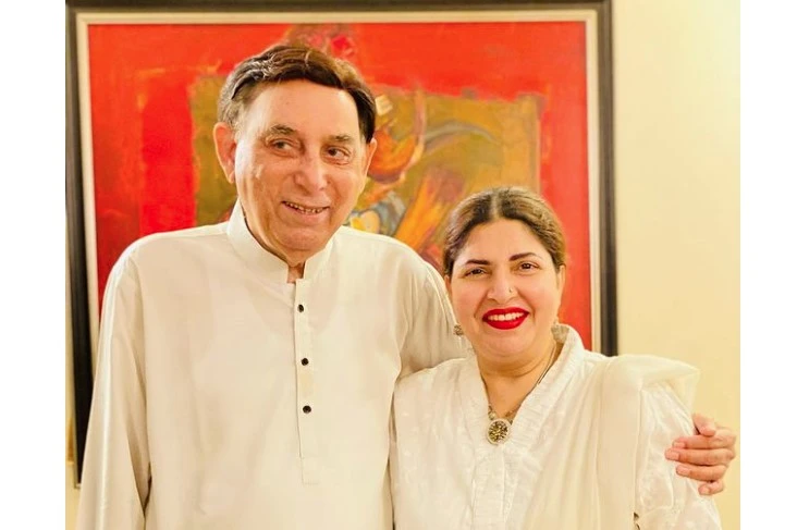 Shagufta Ejaz celebrates wedding anniversary in hospital