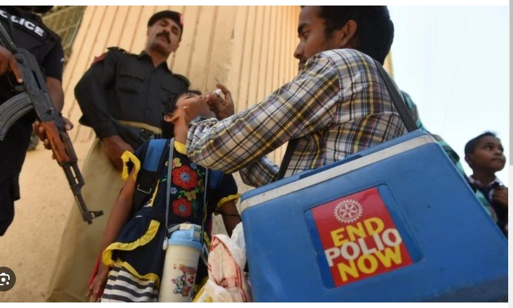 Cop, vaccinator killed in attack on polio team in Bajaur