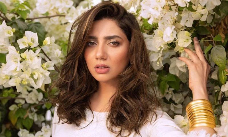 Mahira Khan’s latest statement about wearing sleeveless ignites criticism