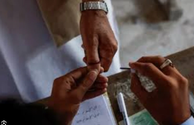 Voting in by-poll for NA-171 starts in Rahim Yar Khan