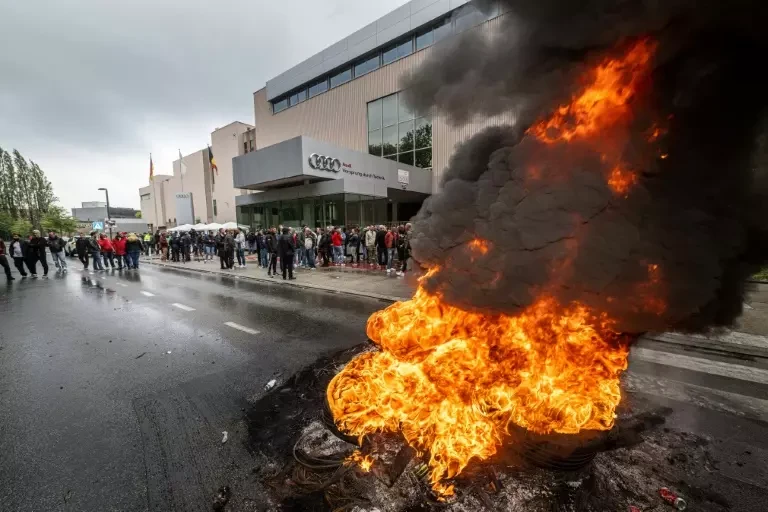 Brussels sees thousands rally as electric vehicle issues put Audi factory at risk