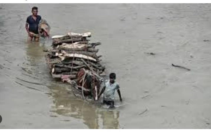 India minister blames dam release for flooding