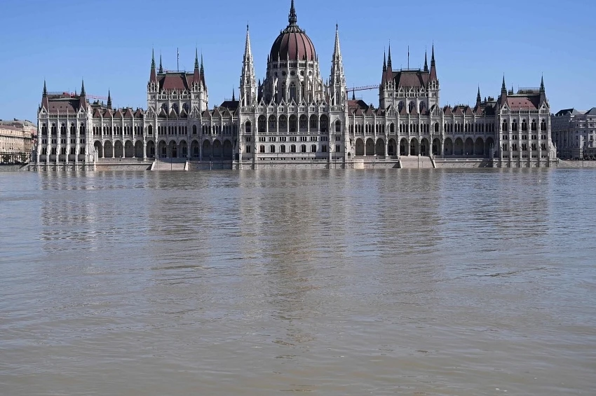 Danube river hits highest levels in a decade after storm Boris sweeps Hungary