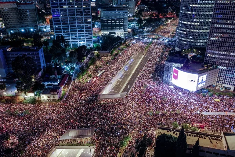 Israelis rally to demand govt action on hostage release