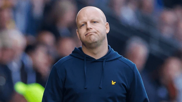 Steven Naismith sacked by Hearts after winless start