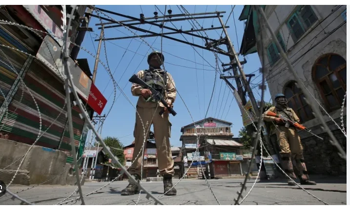 Deserted streets, pathetic turnout in 2nd round of local elections in Occupied Kashmir