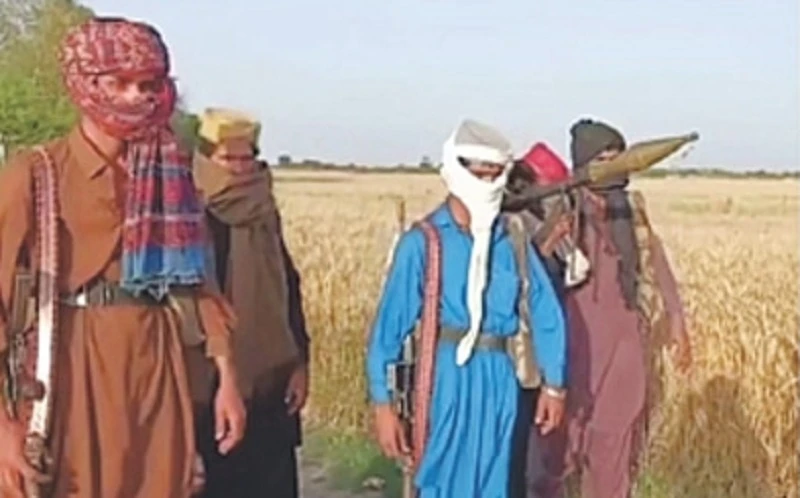 Shikarpur dacoits kidnap Magsi-Mohammadani tribe chief for Rs15 million ransom