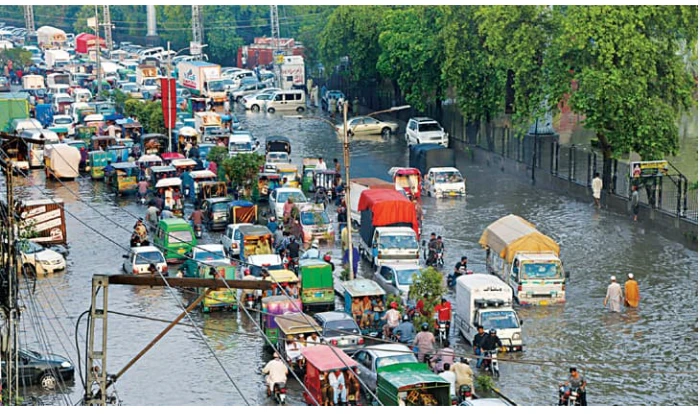 Heavy rain lashes Lahore, other Punjab cities