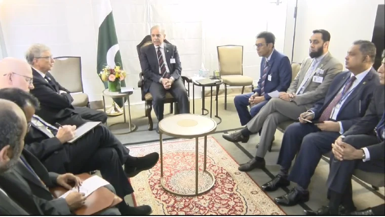 PM meets Bill Gates, lauds BMGF continued support for Pakistan’s health system