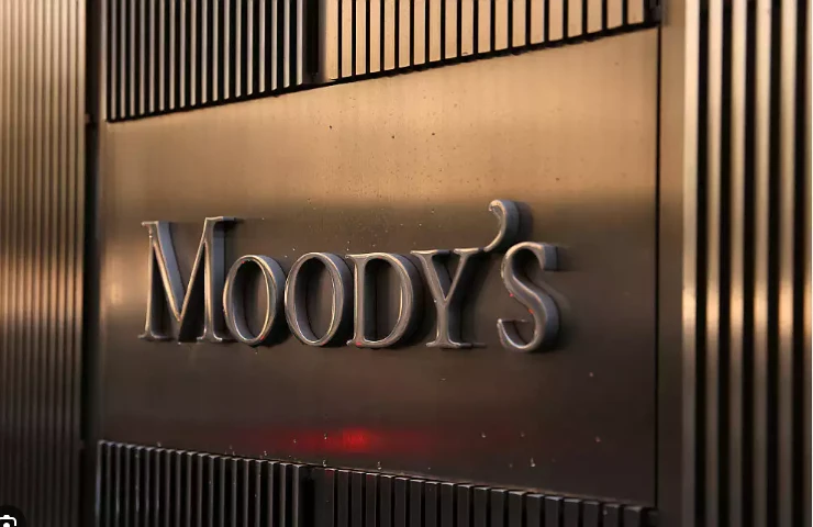 Moody's downgrades Israel credit rating on high 'geopolitical risk'