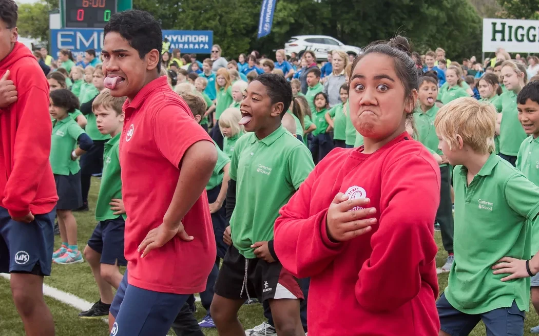 New Zealand breaks world record for largest mass haka